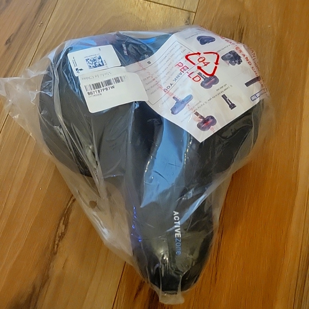 Double rail seat for bicycle